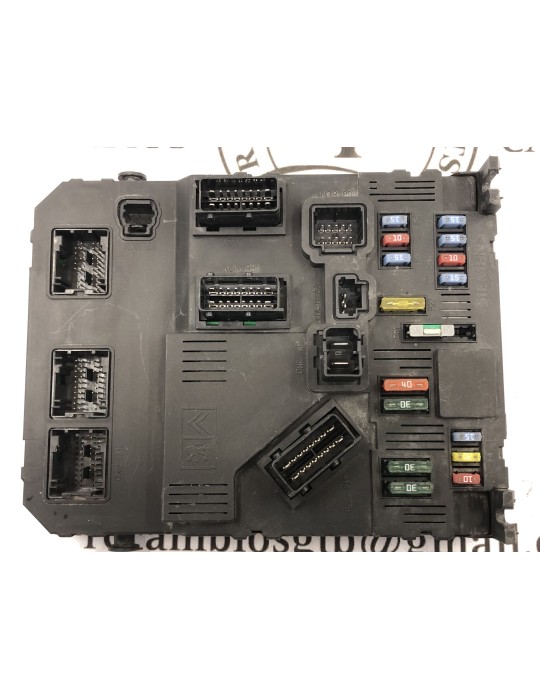 Caja relés fusibles Citroën Peugeot BSI E01-00 S118085320E 965367580 S118085320 E